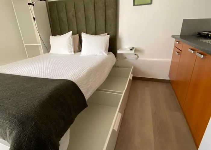 アパート Little Place ナザレ