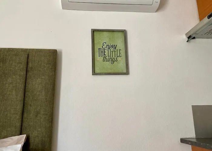 Little Place ナザレ